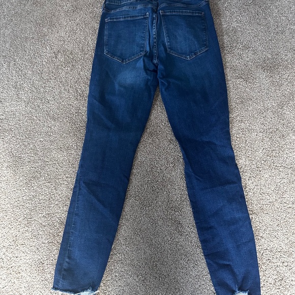 Gaps cropped jeans size 4 - Picture 2 of 2